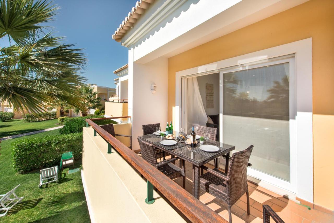 Luxurious First Floor Apartment Sleeps 4 Carvoeiro  Exterior foto