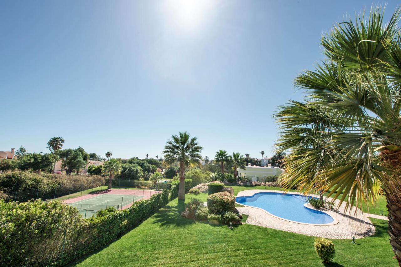 Luxurious First Floor Apartment Sleeps 4 Carvoeiro  Exterior foto